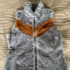 Patagonia retro vibe fleece vest